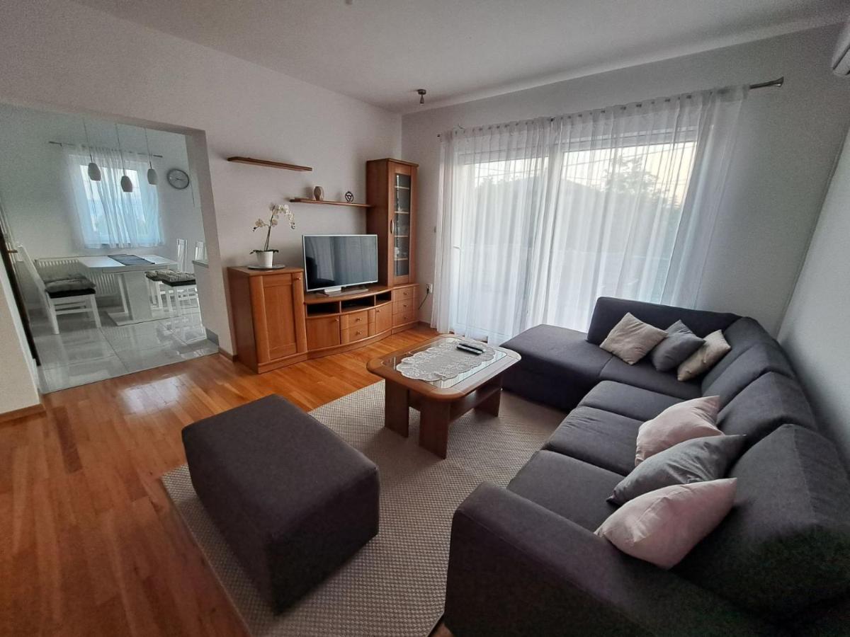 נובי ווינודולסקי Apartment Nina מראה חיצוני תמונה