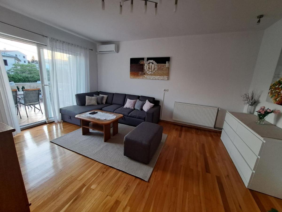 נובי ווינודולסקי Apartment Nina מראה חיצוני תמונה